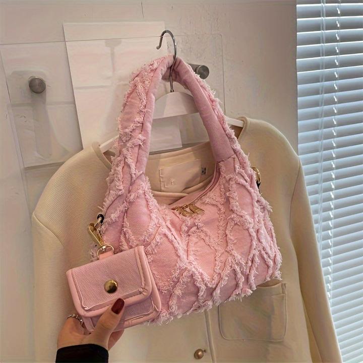 Image du produit Only-Bags.Store Umhängetasche aus Denim mit Rautenmuster und Fransendetail - Stylische Halbmond-Achselhöhlentasche