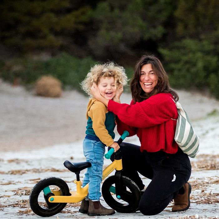 Produktbild KinderKraft GoSwift - a lightweight balance bike Black volt