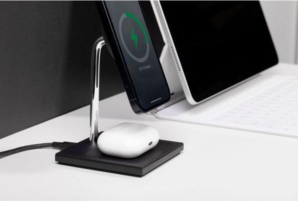 Actual product image Native Union Charging station white (7.50 W)