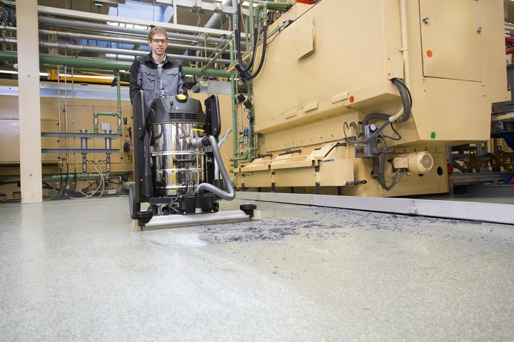 Actual product image Kärcher Industrial vacuum cleaner IVC 60/24-2 Ap (Wet dry vacuum cleaner)