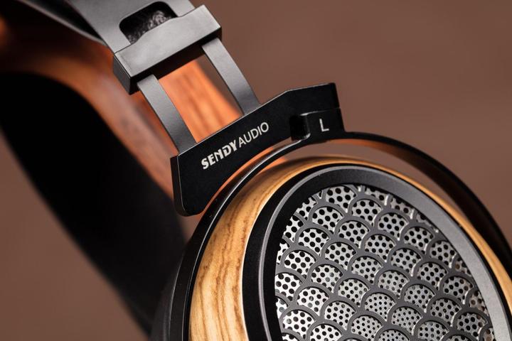 Produktbild Sendy Audio Aiva (Kabelgebunden)