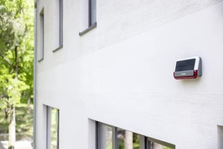 Actual product image Bosch Smart Home Outdoor siren