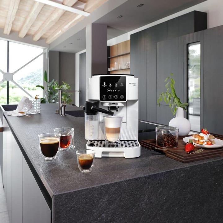 Actual product image De'Longhi Magnifica Start ECAM220
