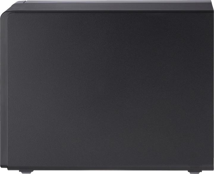 Actual product image QNAP TR-002 Expansion Unit