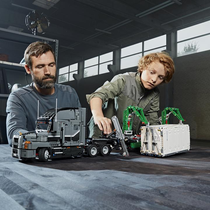 Produktbild LEGO Mack Anthem (42078, LEGO Technic)