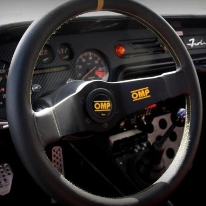 Actual product image OMPHobby Rennsport-Lenkrad OD0-1950-071 Ø 35 cm