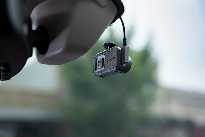 Produktbild Garmin Klebehalterung fr Dash Cam 2024-Serie