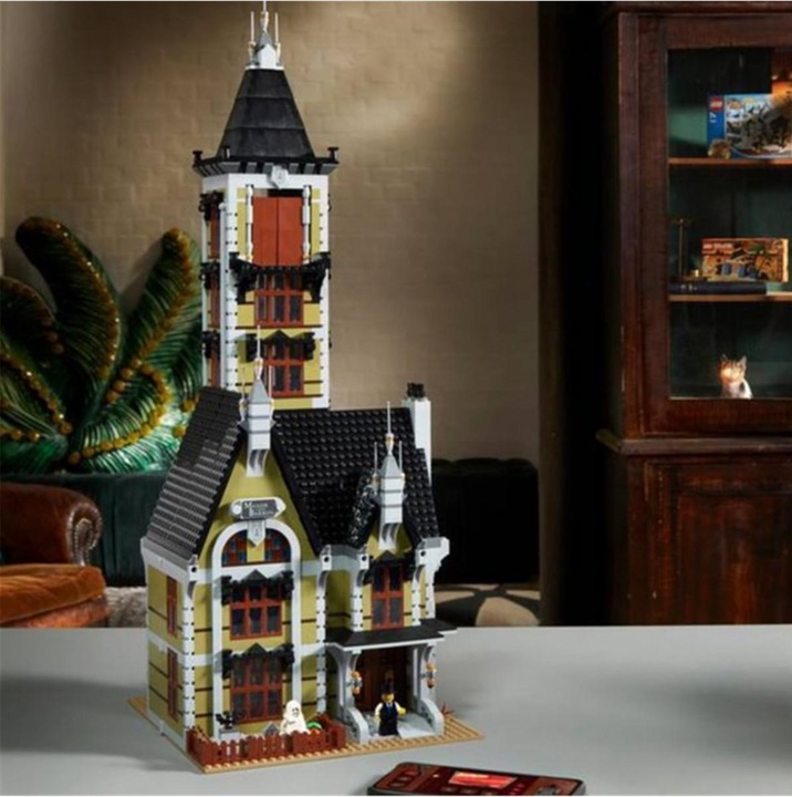 Actual product image LEGO haunted house (10273, LEGO Creator Expert, LEGO Rare Sets)