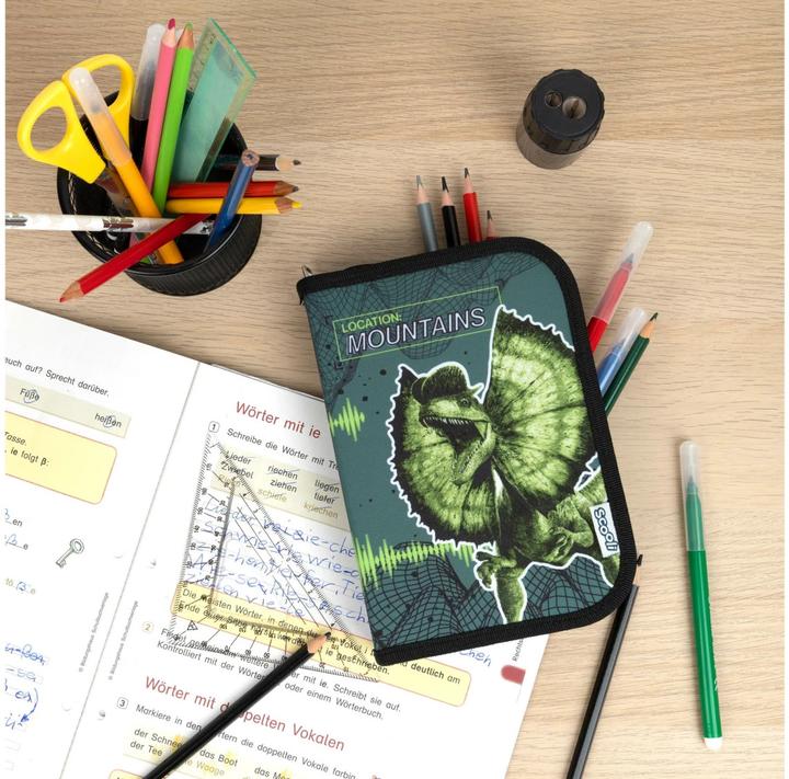 Actual product image Scooli Case filled with Jurassic World