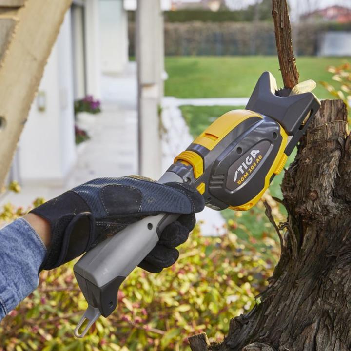 Immagine prodotto Stiga Cesoie per erba e arbusti a batteria SGM 102 (Tagliasiepi a batteria)