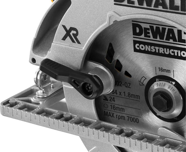 Actual product image DeWalt Handheld circular saw