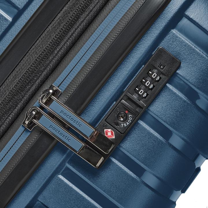 Actual product image Pactastic Collection 04 THE MEDIUM + 4 Rollen Trolley M 66 cm mit Dehnfalte (67 l)