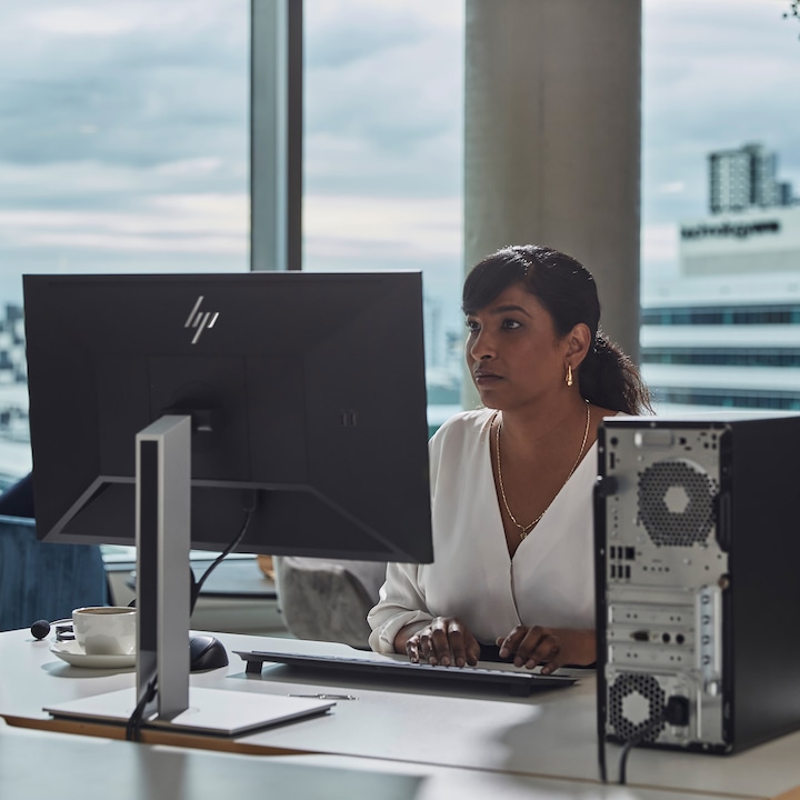 Actual product image HP Pro Tower 400 G9 (Intel Core i7-14700, 32 GB, 1000 GB, Radeon RX 6300)