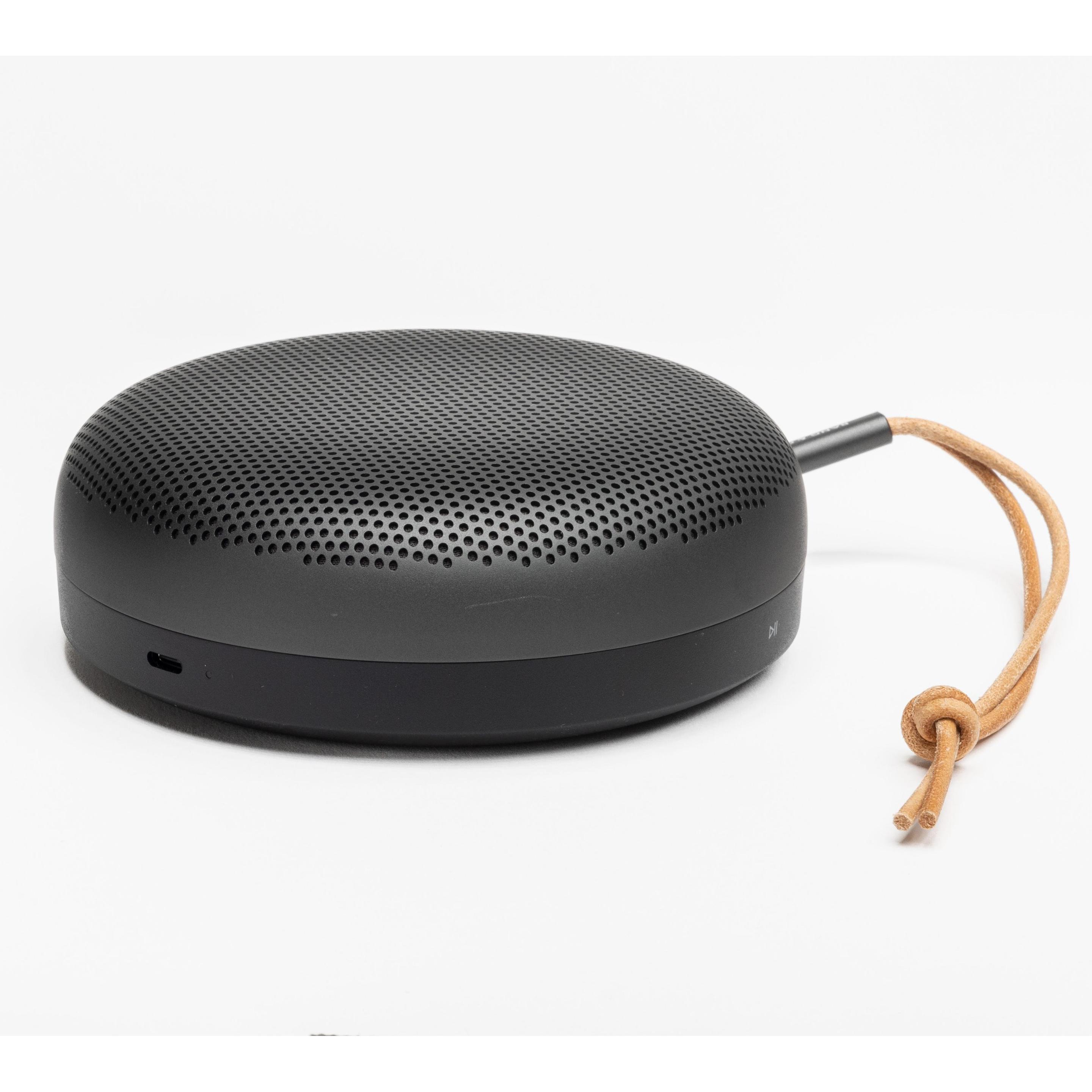 B&O Beosound A1, 2a generazione (18 h, Batteria ricaricabile), Altoparlante Bluetooth, Nero