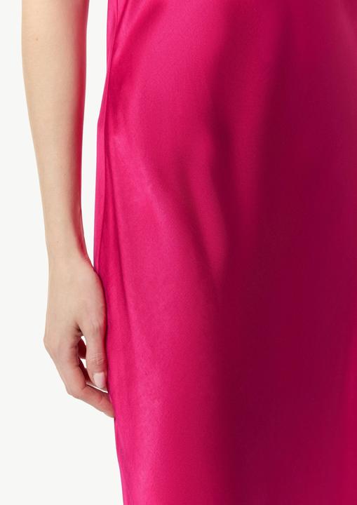 Image du produit Comma Kleid Satinkleid mit Wasserfall-Ausschnitt (46)