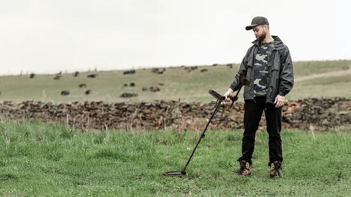 Actual product image Minelab X-TERRA Intrepid Metalldetektor