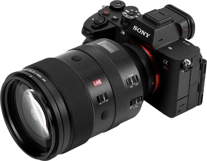 Actual product image Viltrox 135 mm F/1.8 Sony E (full size)