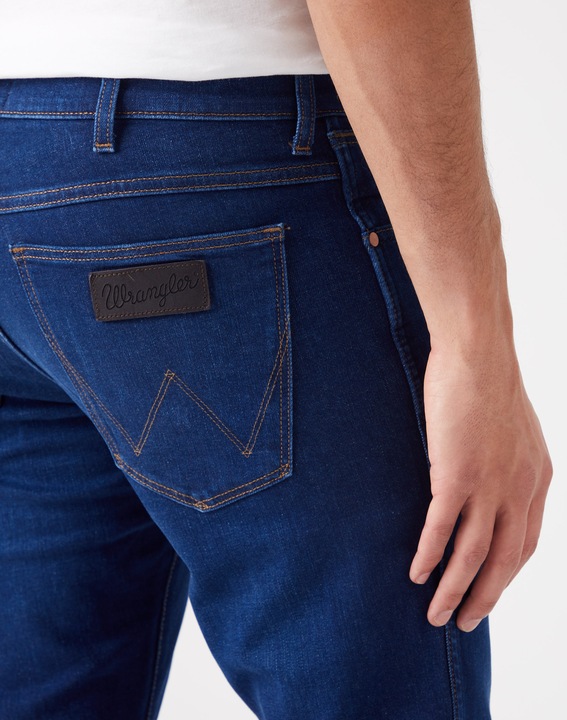 Produktbild Wrangler Larston Medium Stretch (W31/L32)