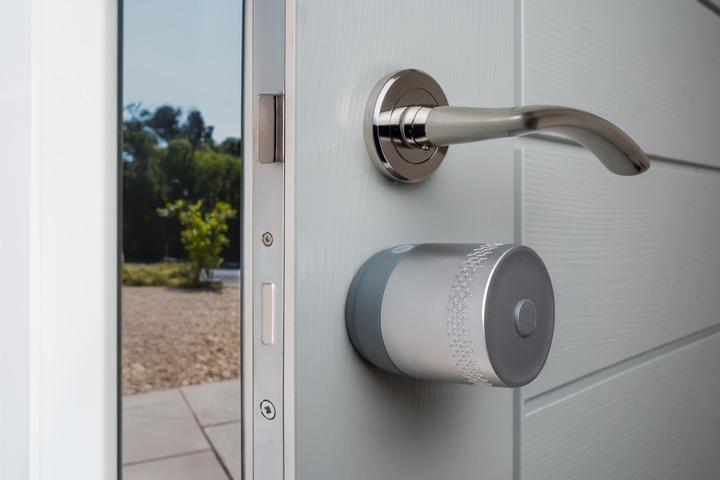 Image du produit Yale Linus Smart Lock L2 Lite (Combinaison électronique de chiffres)