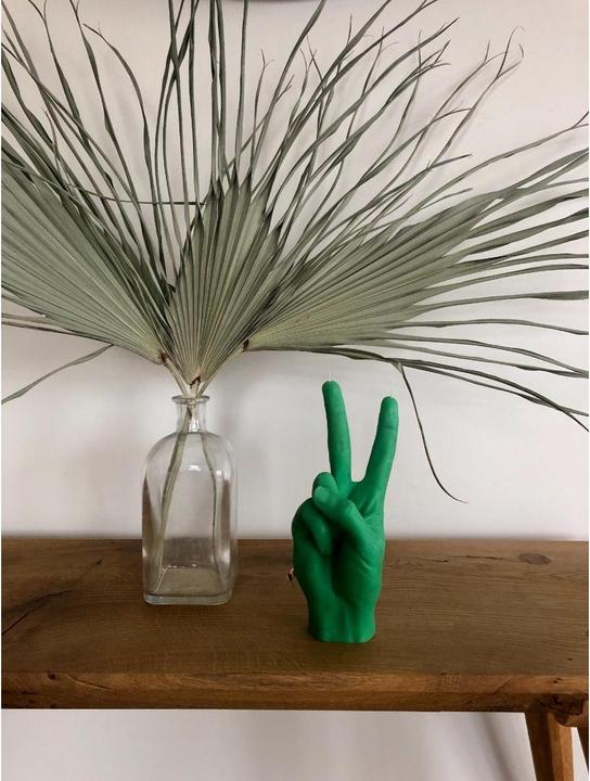 Image du produit Candle Hand Victoire (1 pcs)