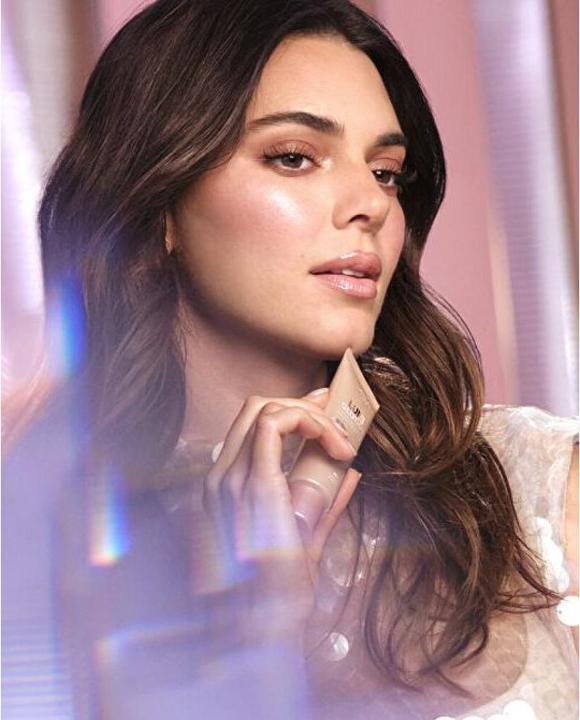 Actual product image L'Oréal Paris Glotion (903 Medium Glow, Highlighter)