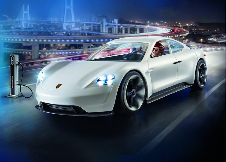 Actual product image Playmobil Rex Dasher's Porsche Mission E (70078)