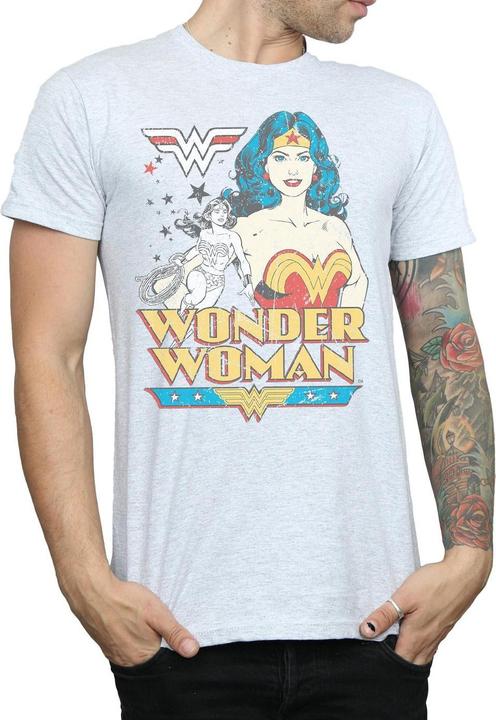 Actual product image Mens Wonder Woman Posing T-Shirt (S)