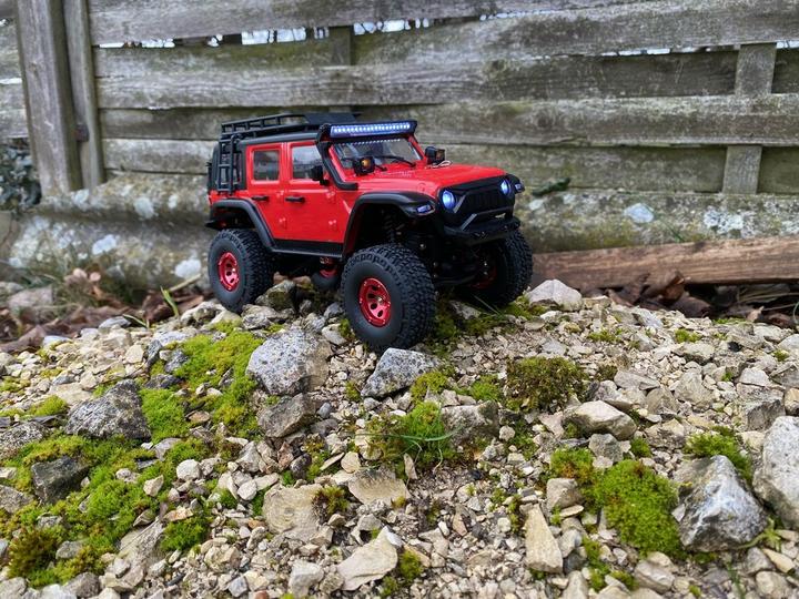 Actual product image DF-Models DF-4XS Crawler (RTR Ready-to-Run)