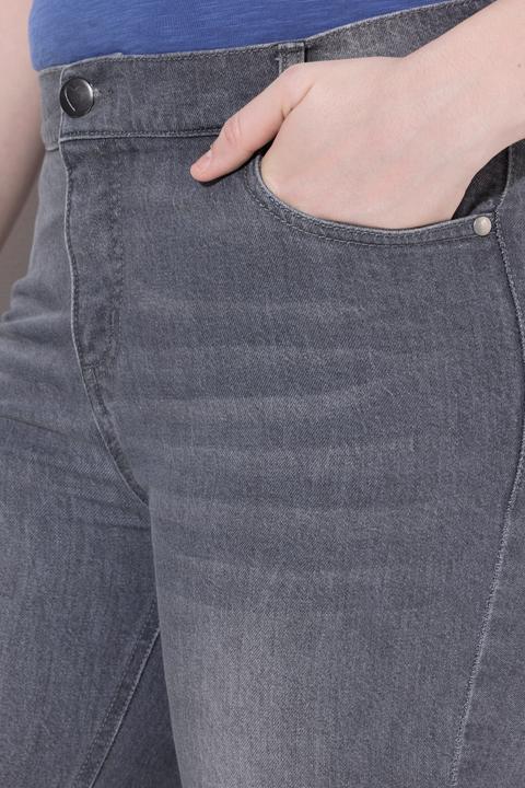 Actual product image Ulla Popken Stretch Fit Denim Capris (46)