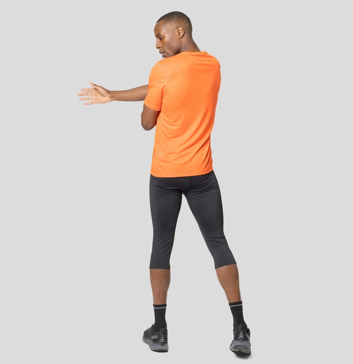Actual product image Odlo Essentials (S)