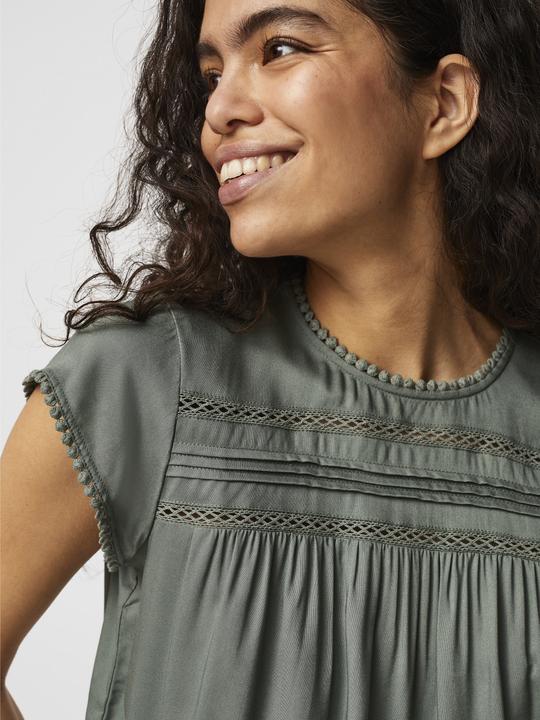Actual product image Vero Moda Lace top with short sleeves (S)