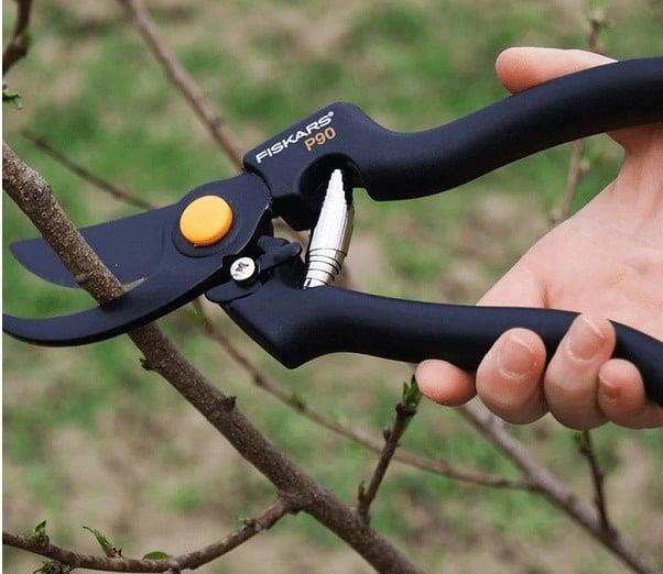 Image du produit Fiskars Cisaille de jardin Bypass Pro 111960