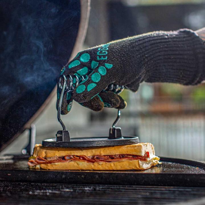Produktbild Big Green Egg Grillpresse aus Gusseisen