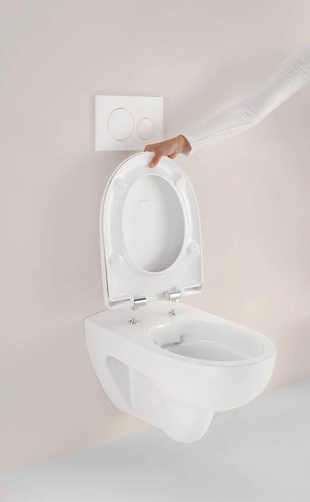 Image du produit Geberit Renova, chasse d'eau basse position, Rimfree avec siège WC, blanc 500801001