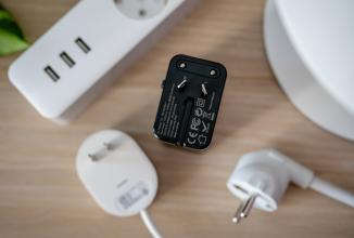 Actual product image Newell GaN Reiseadapter 65 W Netzwerkladegerät