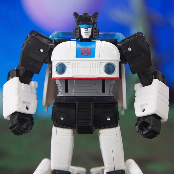 Actual product image Transformers Origin Autobot Jazz