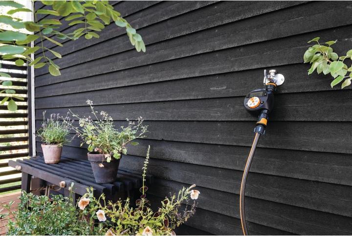 Produktbild Fiskars Zeitschaltuhr/Timer mit 1 Ausgang, Für alle gängigen Wasserhahngrössen, Leicht ablesbares LCD (Bewässerungscomputer)