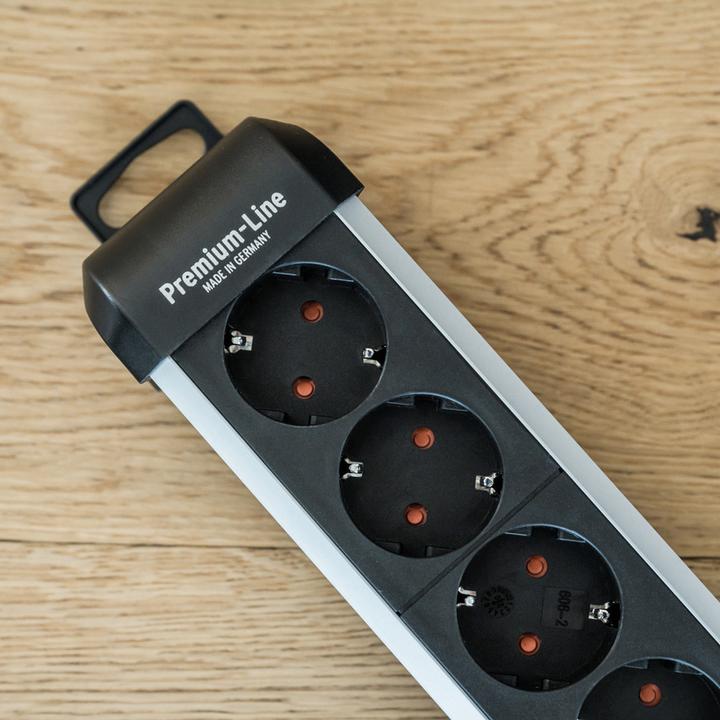 Produktbild Brennenstuhl 1391030000 Steckdosenleiste mit Schalter Silber-Schwarz Schutzkontakt 1St. (10x, 3 m)