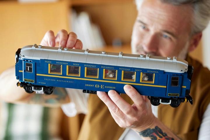 Immagine prodotto LEGO 21344 L'Orient Express (21344, LEGO Ideas, Set LEGO rari)