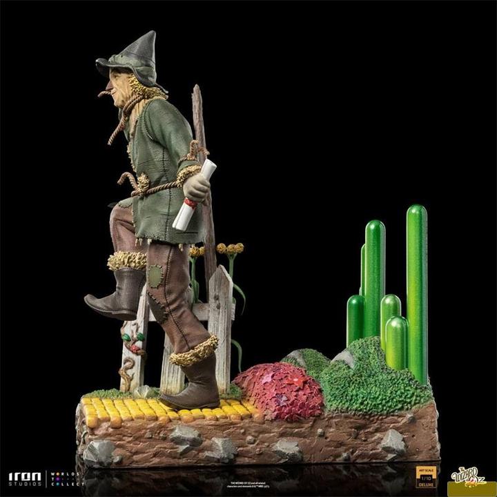 Actual product image Iron Studios Le Magicien d'Oz statuette 1/10 Deluxe Art Scale Scarecrow 21 cm