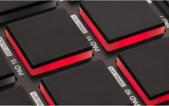 Actual product image Akai Mpd218 (Controller)