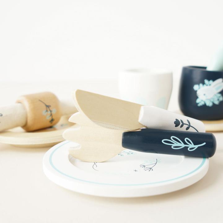 Actual product image Le Toy Van Tableware set