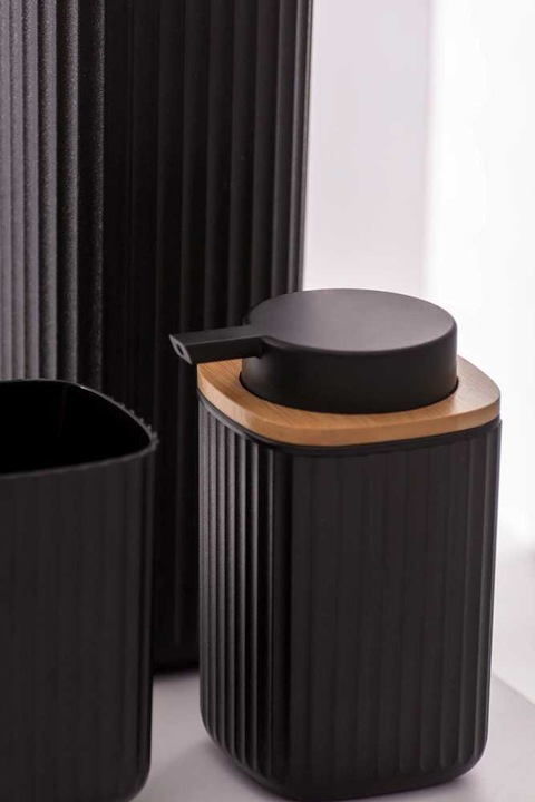 Actual product image Wenko Rotello