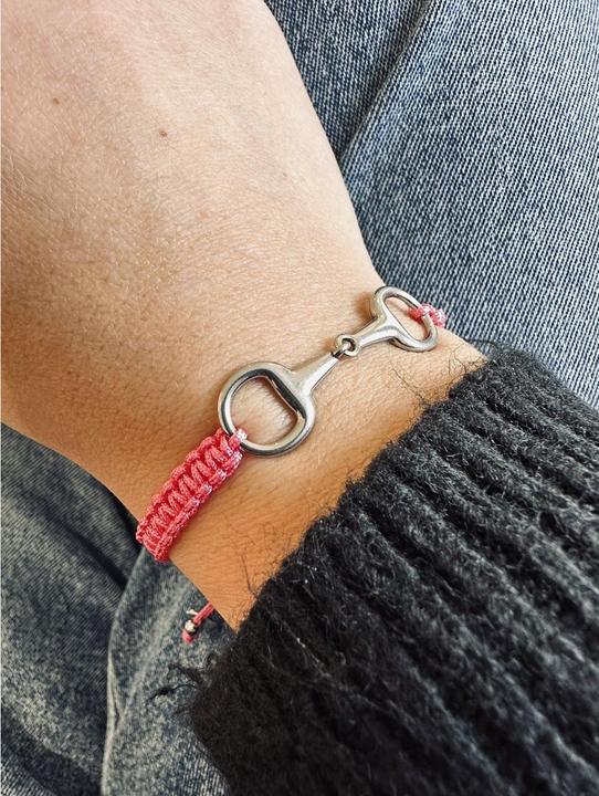 Actual product image Equestrian Shop Taka (Gold, Nylon, Stainless steel)