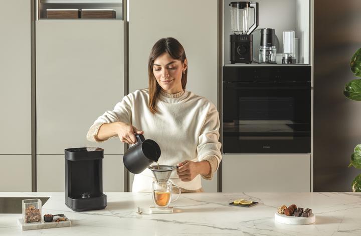 Productafbeelding Haier Multi Beverage I-Master Serie 5 Zwart (35 cl)