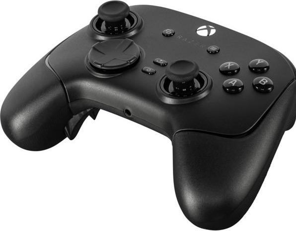 Actual product image Razer Wolverine V3 Pro (Xbox Series X, PC)