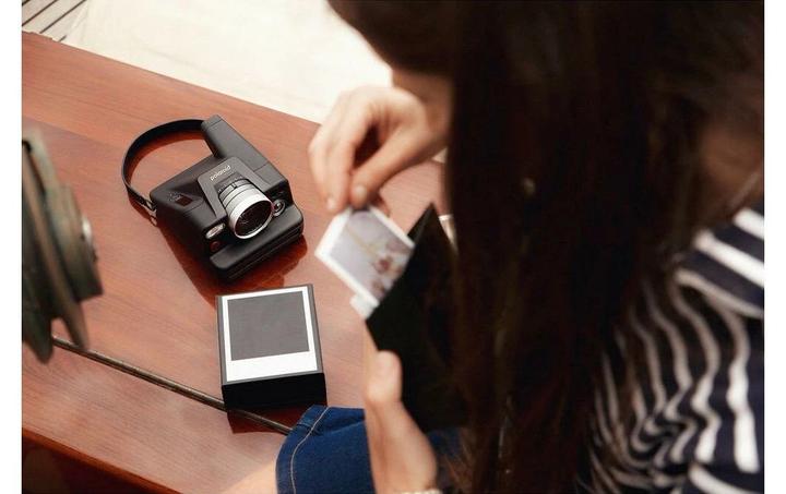 Actual product image Polaroid I-2