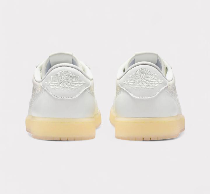 Image du produit Nike Air Jordan 1 Low OG (44)