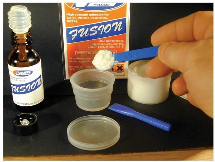 Image du produit Deluxe Materials Fusion 75ml (135 g, 75 ml)