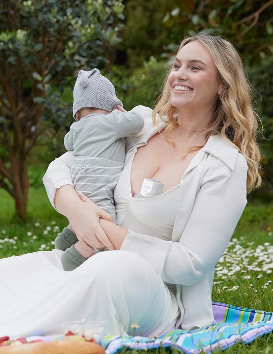 Actual product image Momcozy S12 Pro Wearable Breast Pump Pink Single Pack